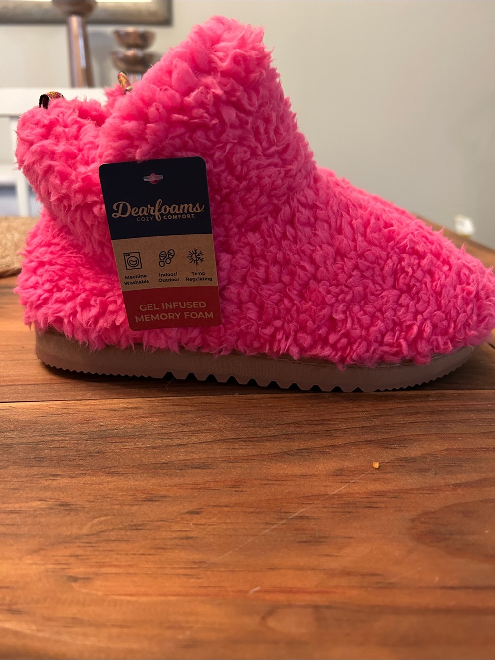 dearfoams Hot Pink Plush Slip-On Memory Foam Slipper Boot NWT 7-8 M